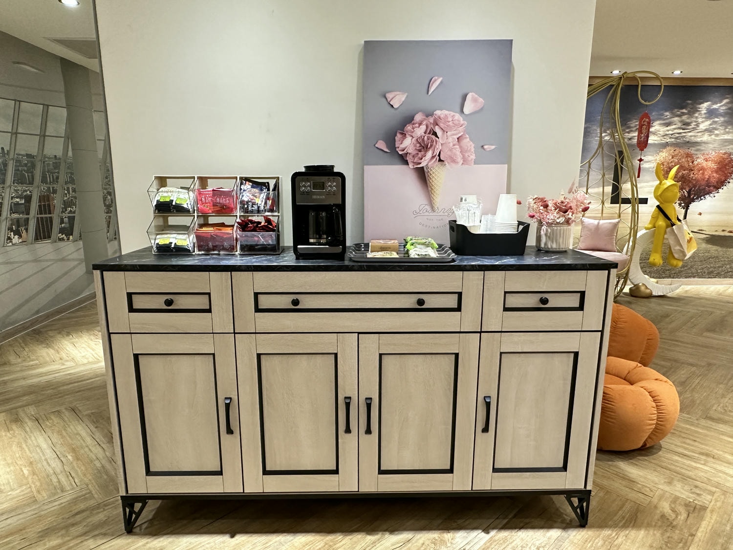 【高雄住宿推薦】良辰吉時精品旅店,步行可到六合夜市 捷運市議會站3分鐘|高CP值旅店智能入住,2024年全新開幕 - 第11張圖